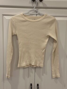 Brandy Melville Cream Long Sleeved Ribbed Top - Size S